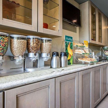 Quality Inn Ontario Airport Convention Center Bagian luar foto
