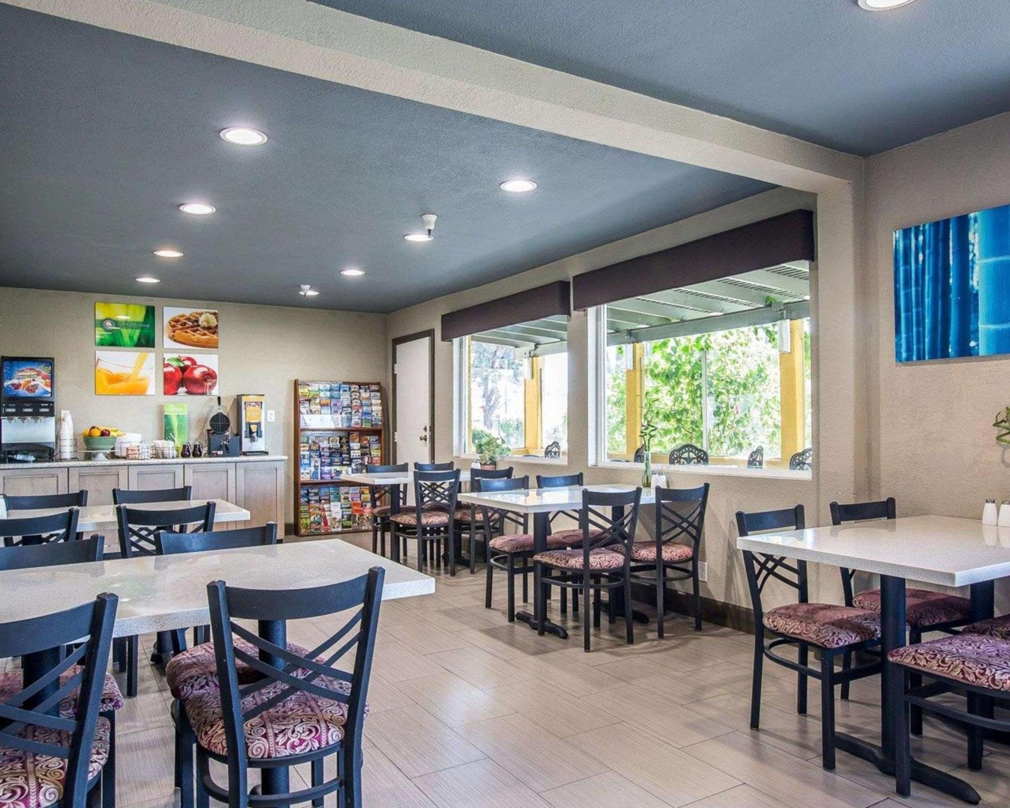 Quality Inn Ontario Airport Convention Center Bagian luar foto