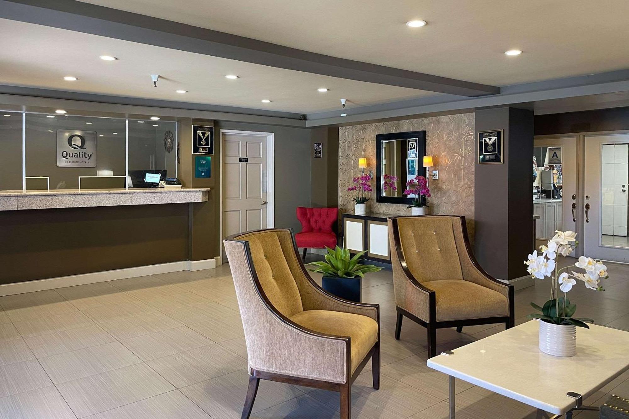 Quality Inn Ontario Airport Convention Center Bagian luar foto