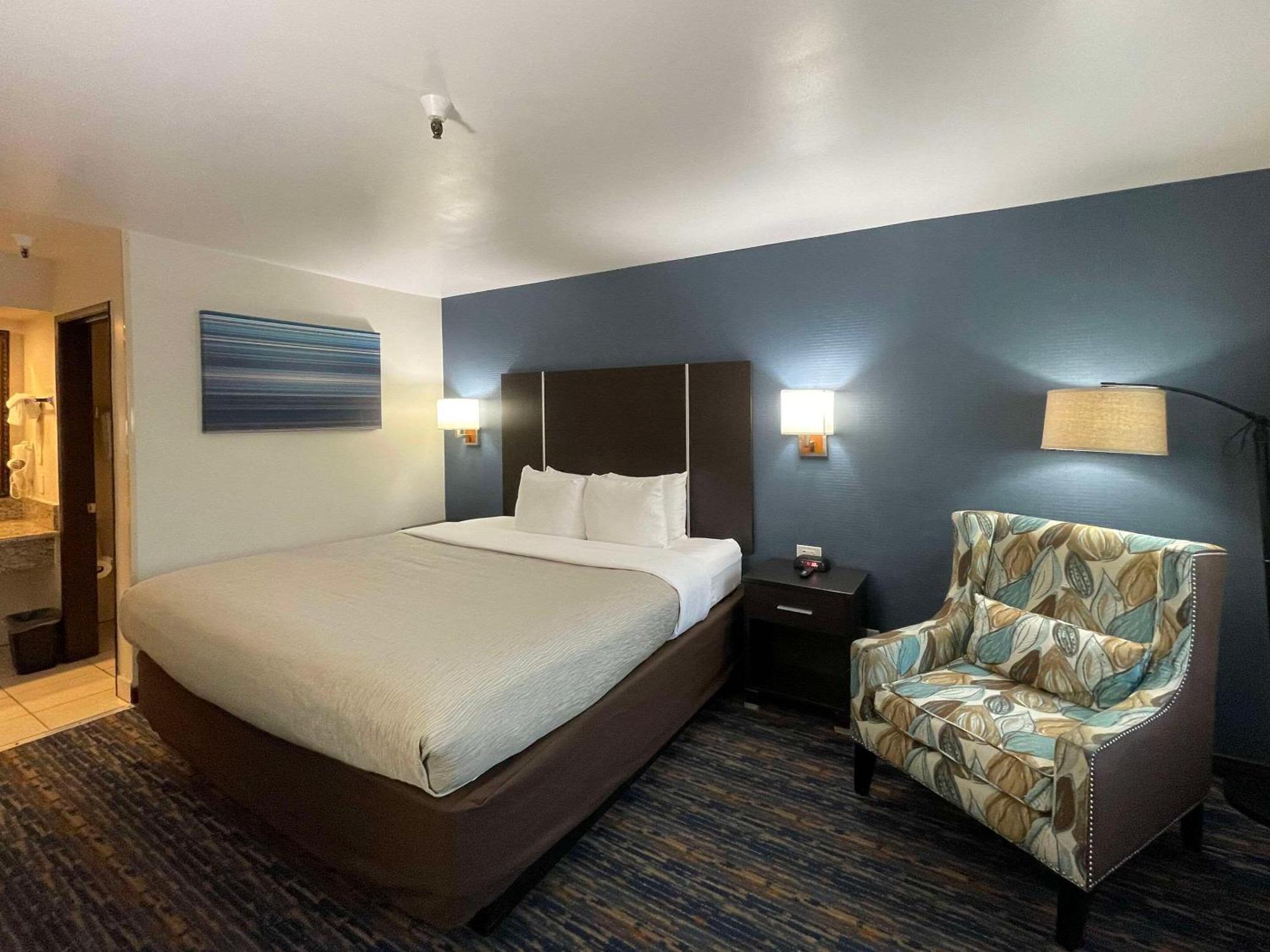 Quality Inn Ontario Airport Convention Center Bagian luar foto